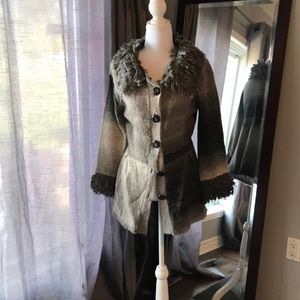 Sweater/Cardigan